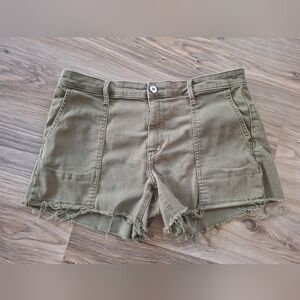 Women's Sam‎ Edelman cargo shorts like new Size 30. Army green Button pockets.